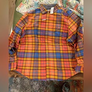 Brand New TOMMY BAHAMA Canyon Beach Flannel Shirt- stretch.